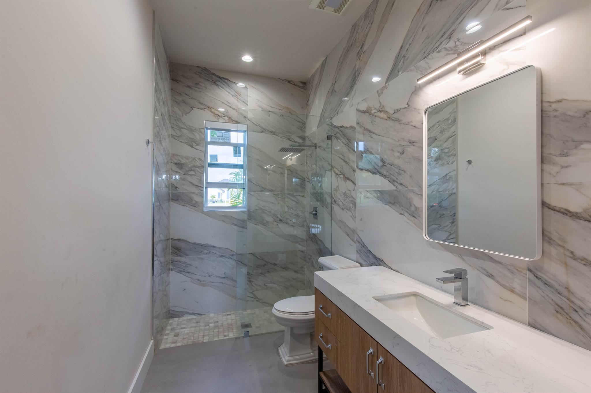 SADDLE TRAIL PARK OF WELL - Residential Lease