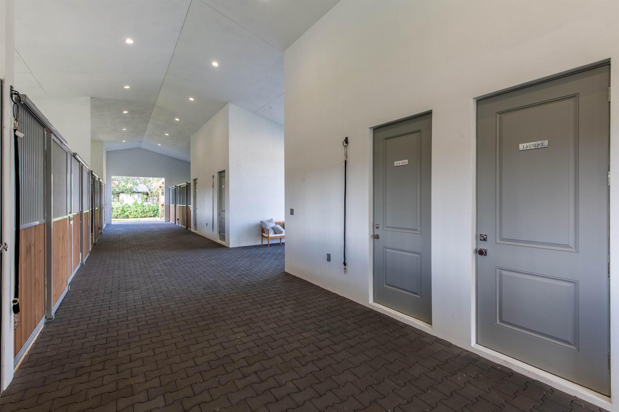 SADDLE TRAIL PARK OF WELL - Residential Lease