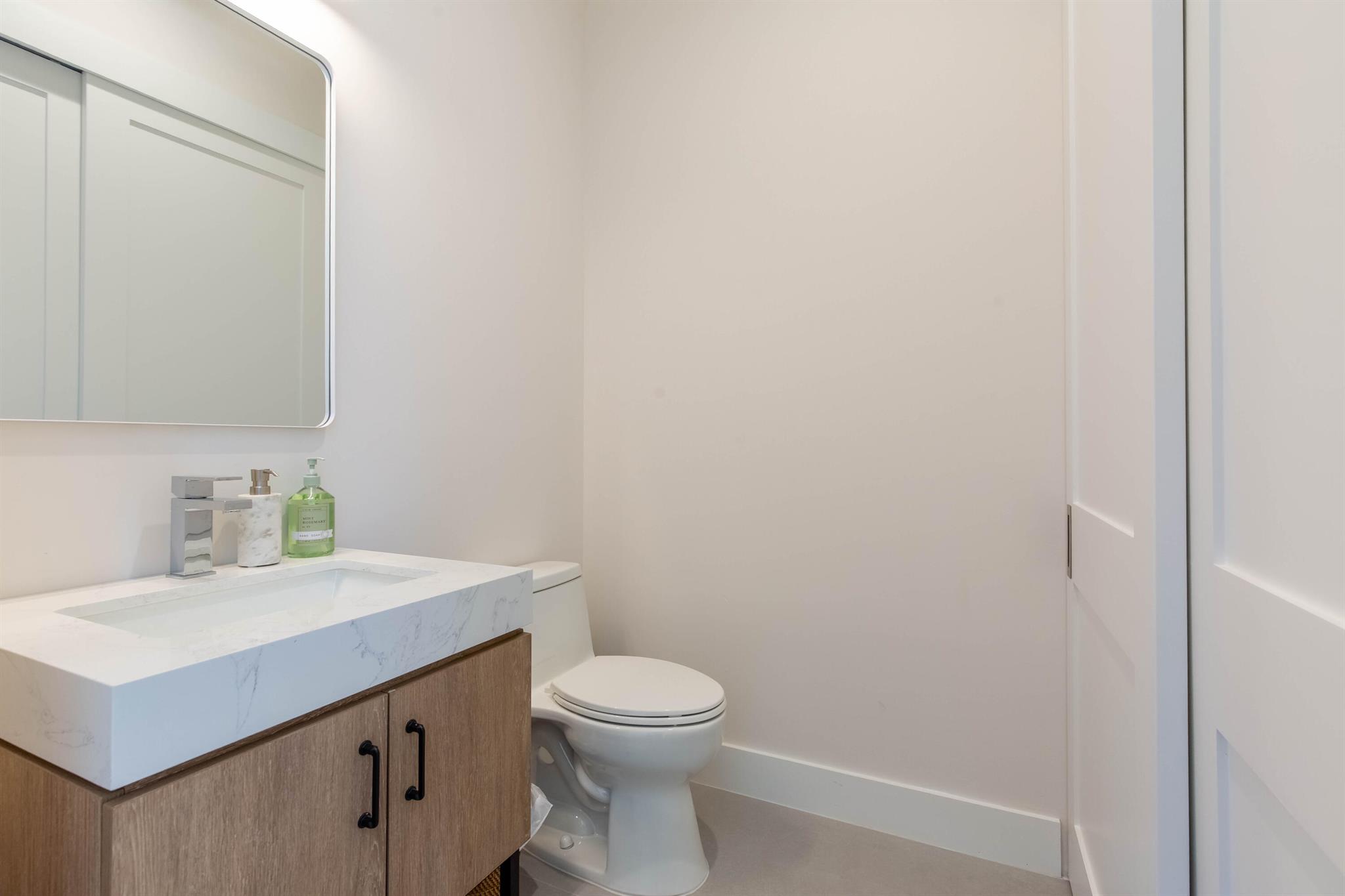 SADDLE TRAIL PARK OF WELL - Residential Lease