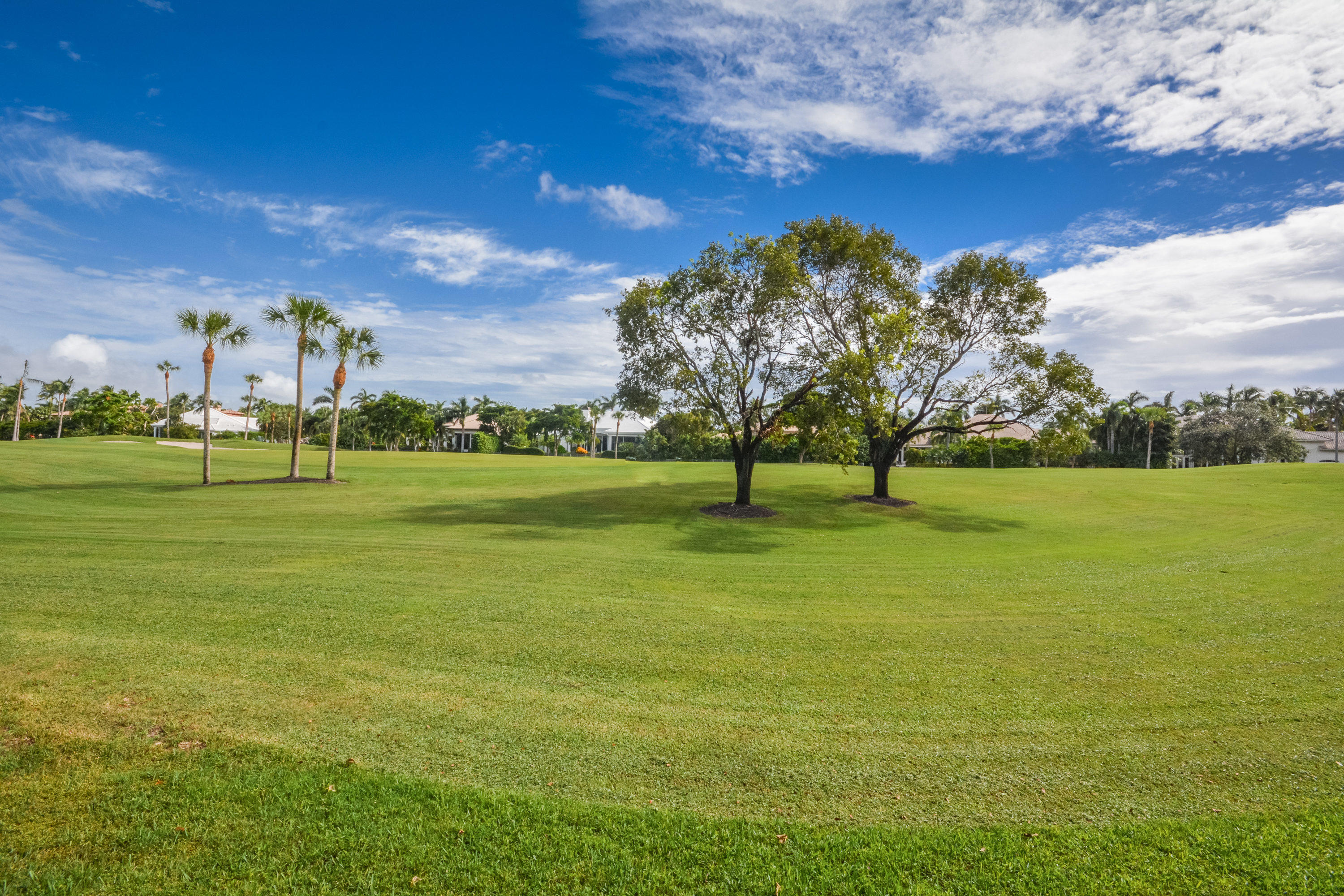 ST ANDREWS COUNTRY CLUB - Residential