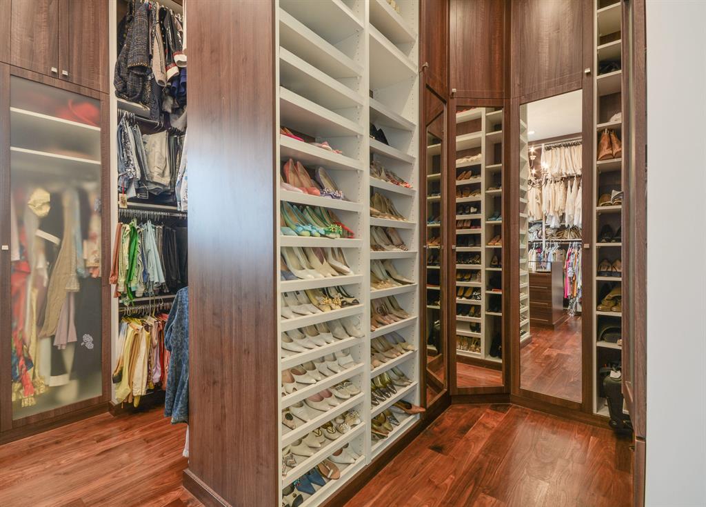 ST ANDREWS COUNTRY CLUB - Residential