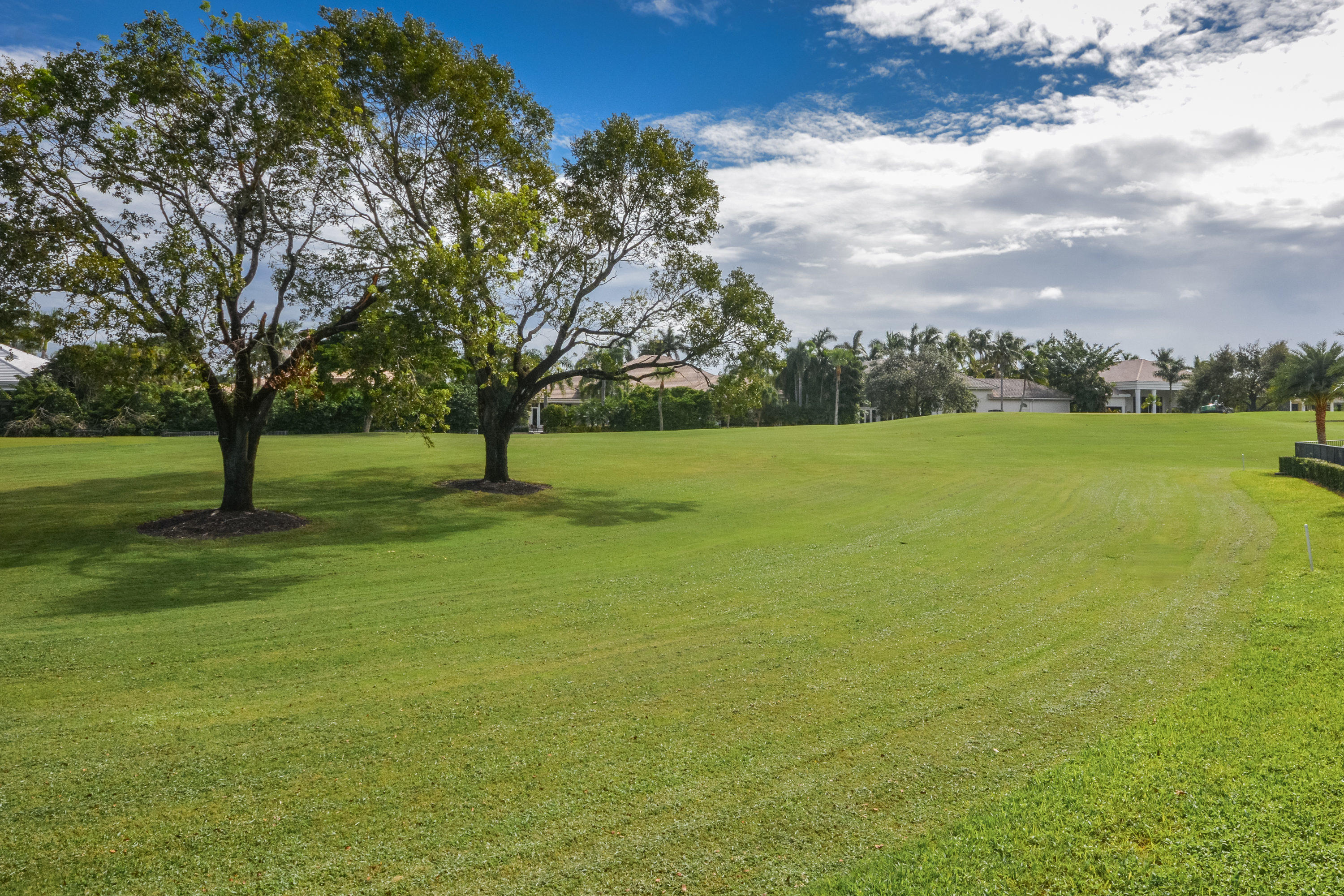ST ANDREWS COUNTRY CLUB - Residential