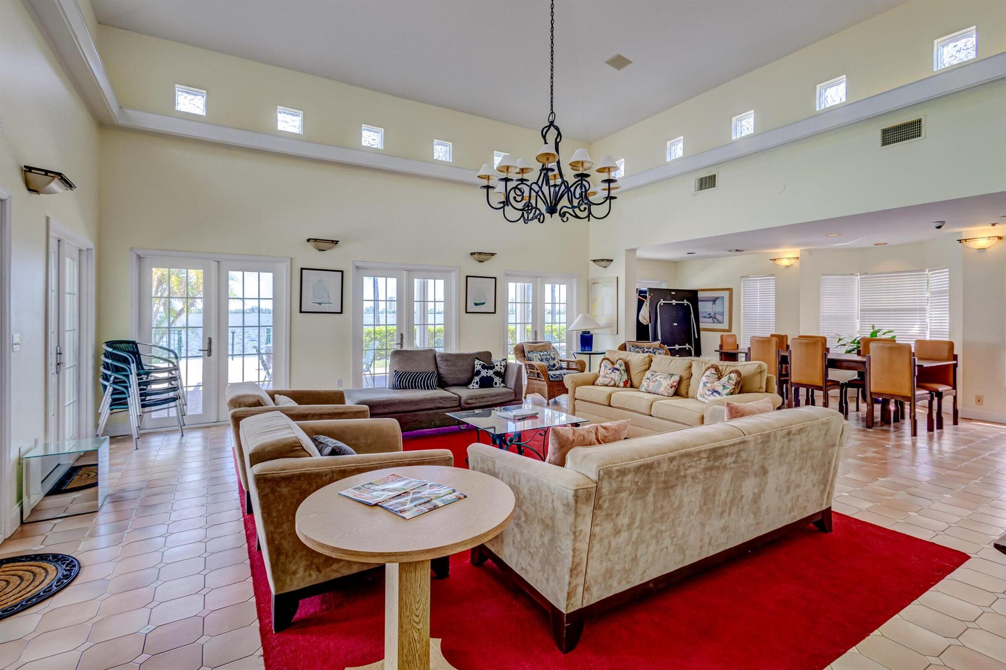 BAY REACH CONDO - Residential