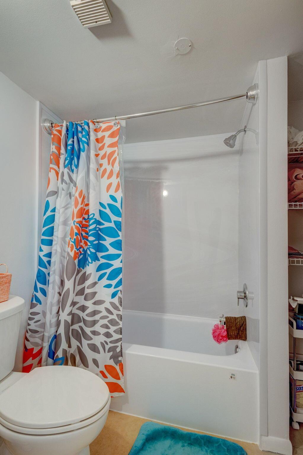 BAY REACH CONDO - Residential