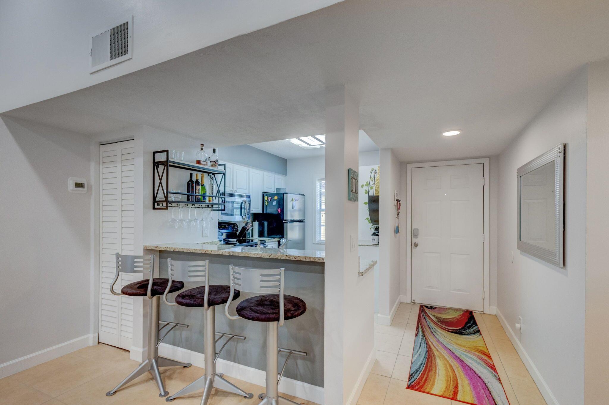 BAY REACH CONDO - Residential