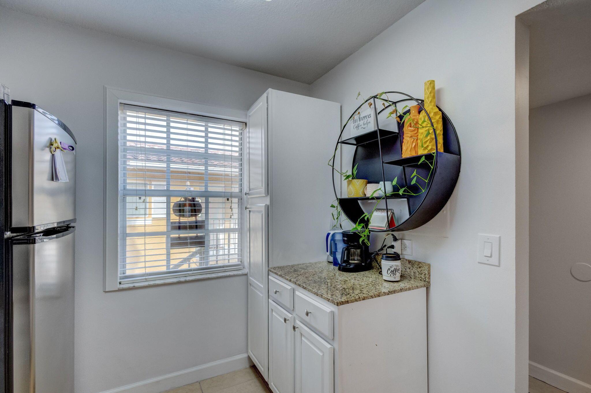 BAY REACH CONDO - Residential