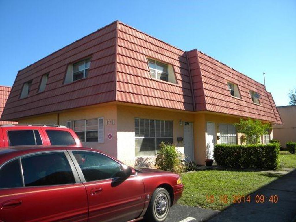 Photo of 5409 NW 27th St #5409, Fort Lauderdale, FL 33313 (MLS # F10542999)