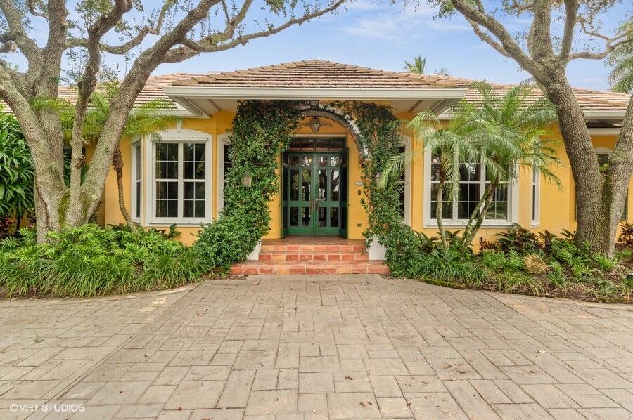 Don't miss seeing this beautifully built 4 bedroom, 3.5 bath home located on a private half acre lot on a cul-de-sac. Featuring 5,338 total sqft, island kitchen, oversized living room and dining room, large screened porch and beautiful pool. This residence is priced to sell quickly!