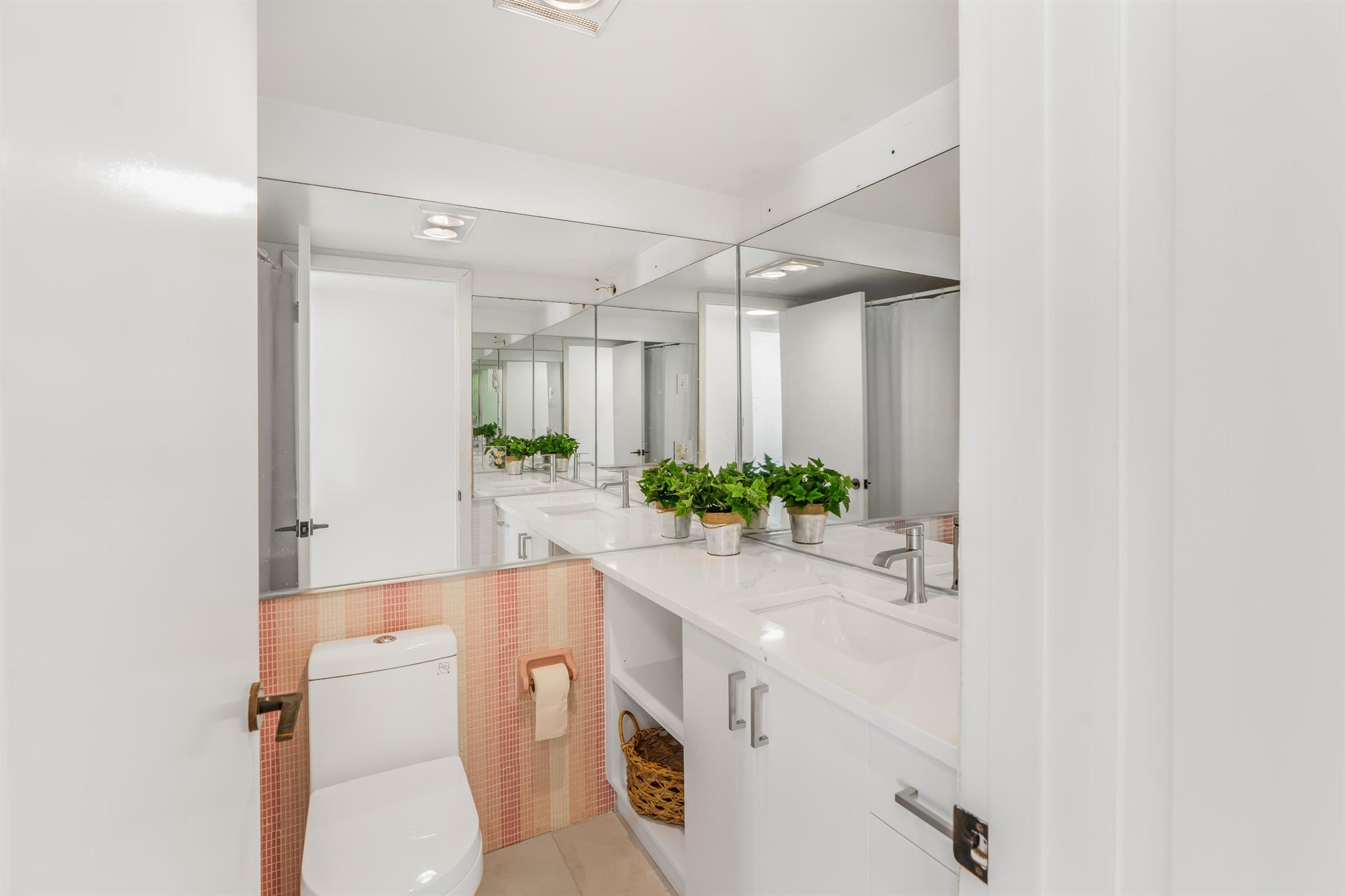 BOCA GOLFVIEW CONDO - Residential Lease