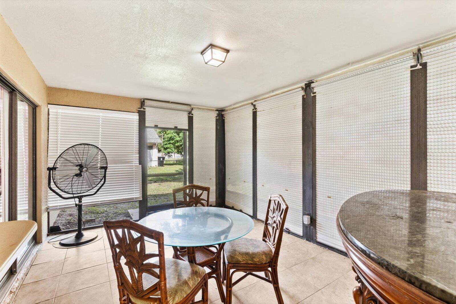 PORT ST LUCIE SECTION 9 - Residential