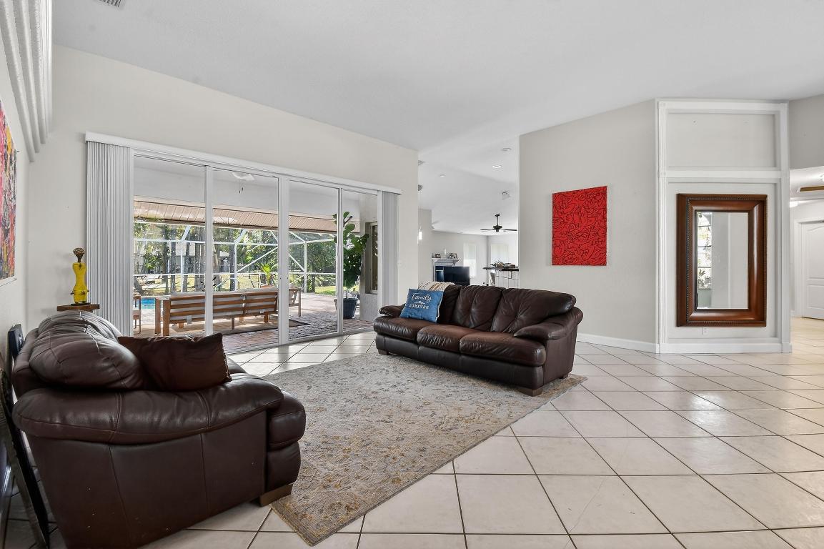 LOXAHATCHEE ACERAGE - Residential Lease