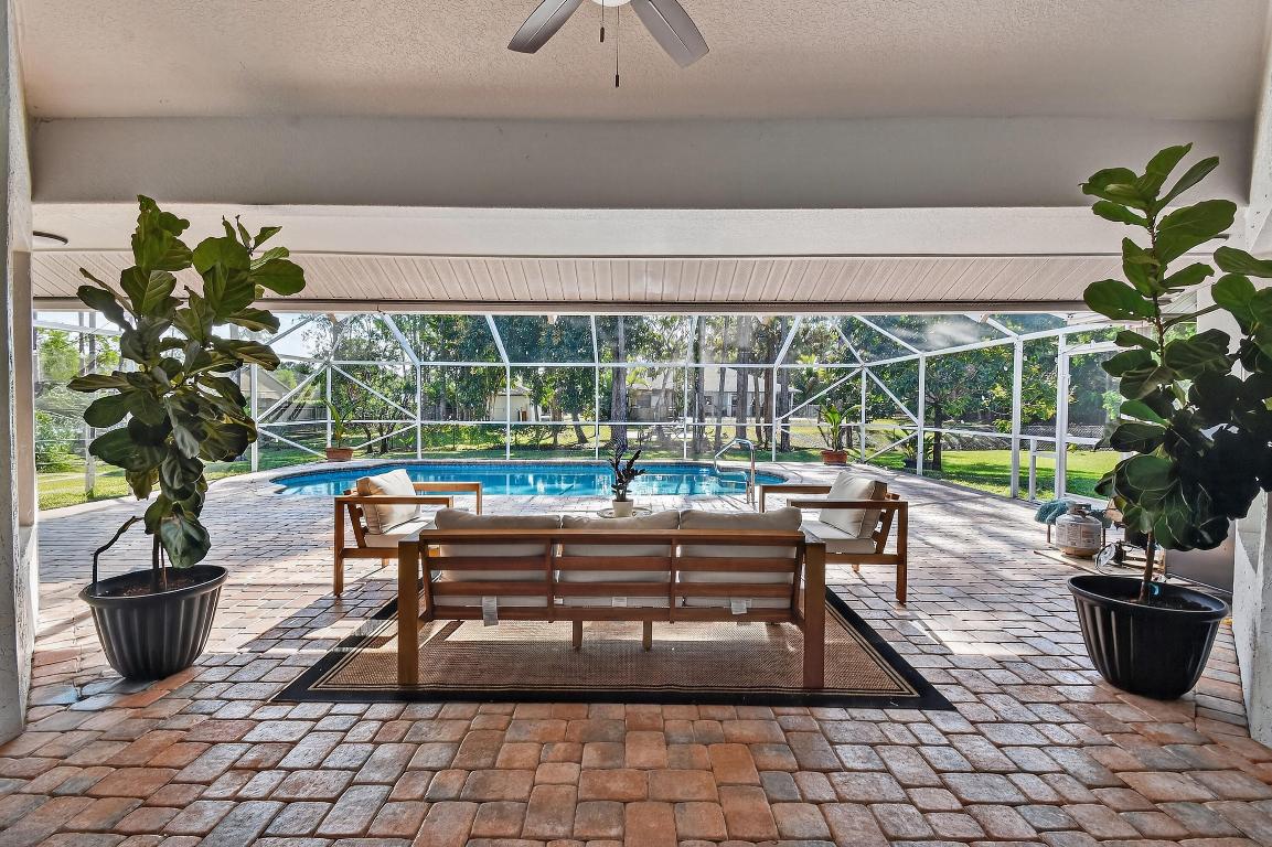 LOXAHATCHEE ACERAGE - Residential Lease