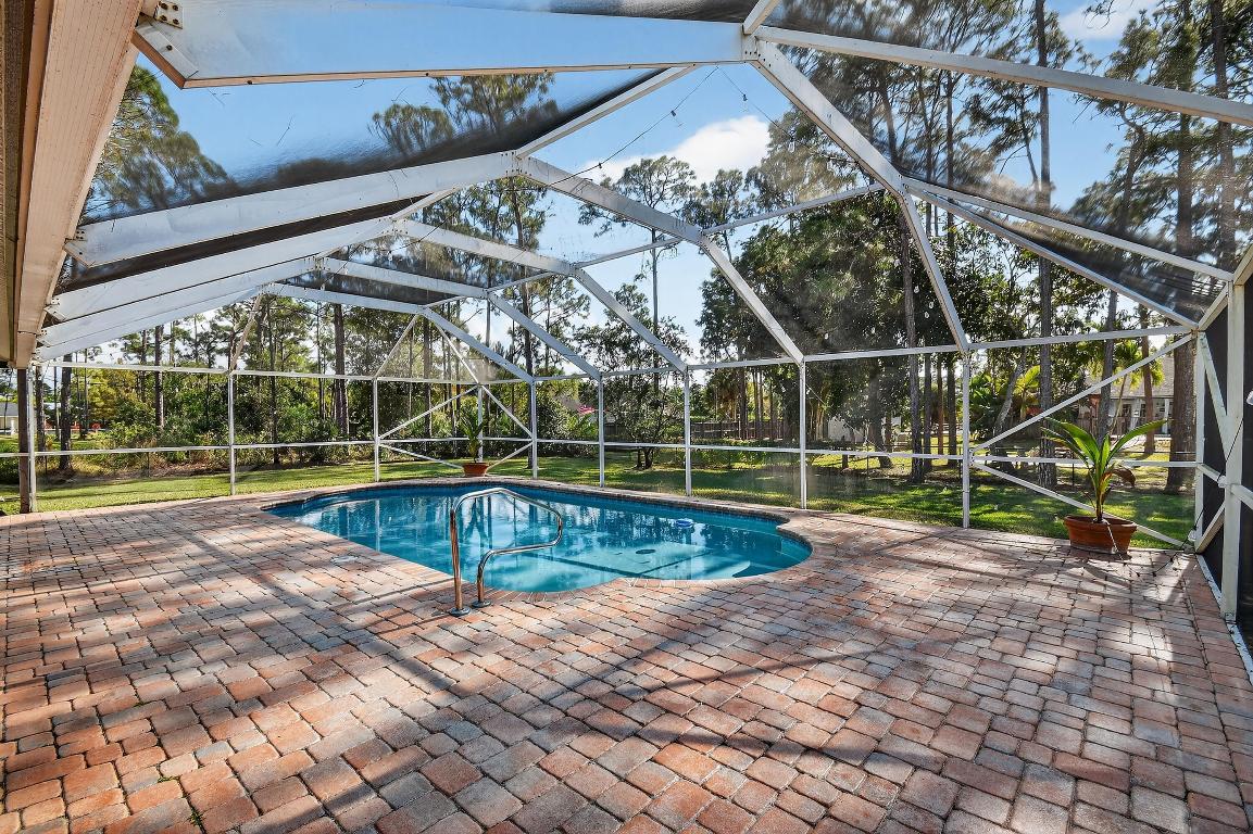 LOXAHATCHEE ACERAGE - Residential Lease