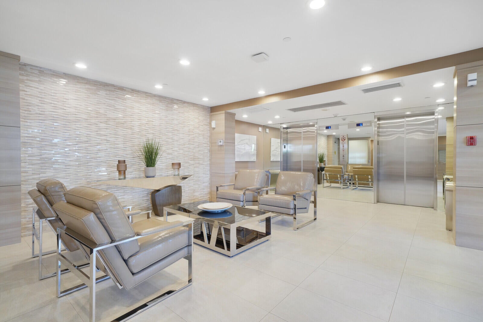 Properties | Stephanie Kaufman 2727 N Ocean Boulevard A-203