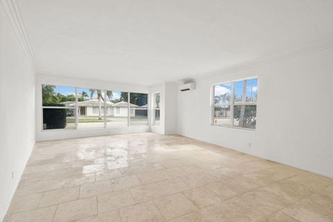 A home in Lake Worth Beach