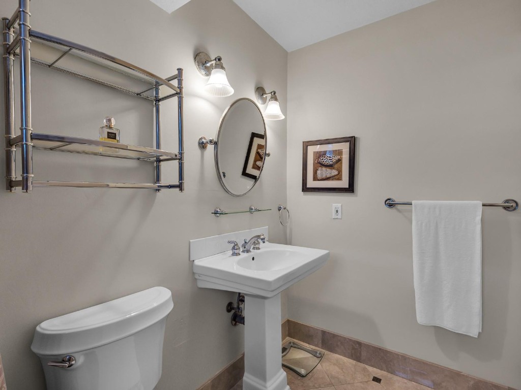 MEADOWBROOK - Residential