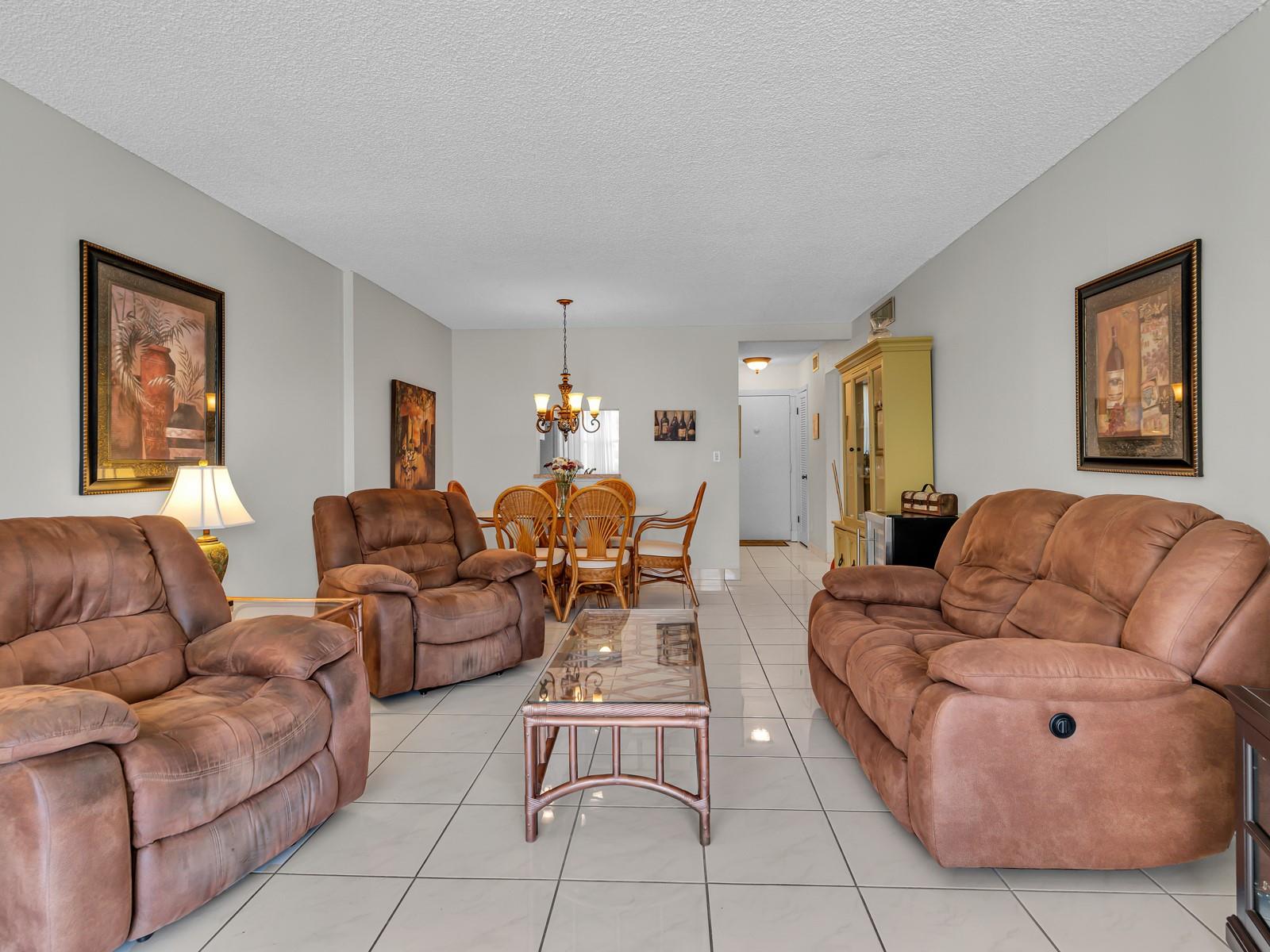 MEADOWBROOK - Residential