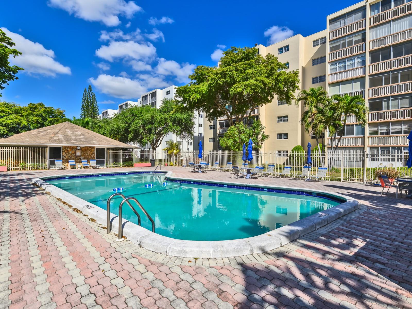 MOVE-IN READY, 1 BED/1.5 BATHS TOTALLY REMODELED, 1 MI. FROM THE BEACH! Fabulous 3rd floor condo sold FURNISHED, TURNKEY! REMODELED KITCHEN (2020) with newer cabinets, countertops, appliances, impact exterior door & ceiling. Ceramic tile thru-out. Bright living room well furnished (Power recliner sofa & chairs, 60’ smart flat screen TV , freestanding wine cooler). UPDATED A/C (2015) & NEW TANKLESS WATER HEATER (2024). IMPACT WINDOWS. Balcony facing the pool with sofa-bed and roll down shutters. Updated Baths with new tile, plumbing, lighting fixtures, vanities & toilet. Spacious bedroom with TWO WALK-IN CLOSETS. Extra-Storage & Laundry rm. Ok to rent after one year. Amenities: Clubhouse, pool, sauna, card rm, BBQ, shuffleboard. 55+ bldg. HOA ONLY $345 / MONTH. Walking distance to shops.