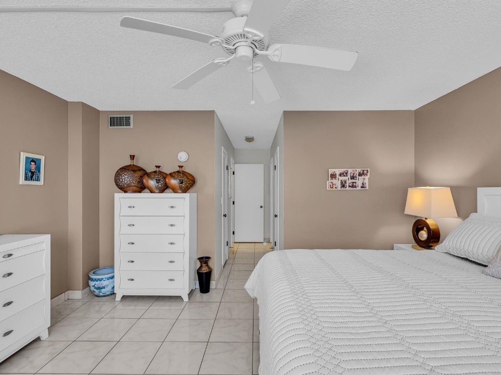 MEADOWBROOK - Residential