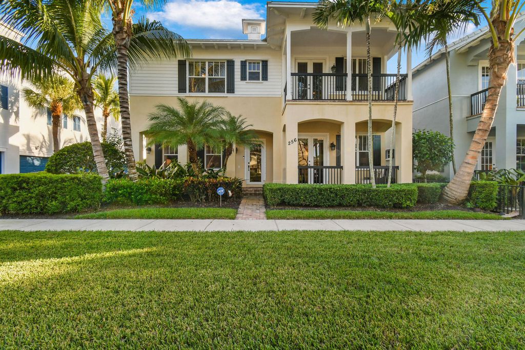 Photo of 256 W Bay Cedar Circle, Jupiter, FL 33458 (MLS # R10929999)