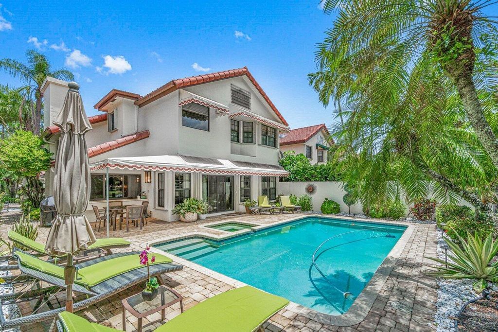 Photo of 21962 Town Place Drive Dr, Boca Raton, FL 33433 (MLS # R10809089)