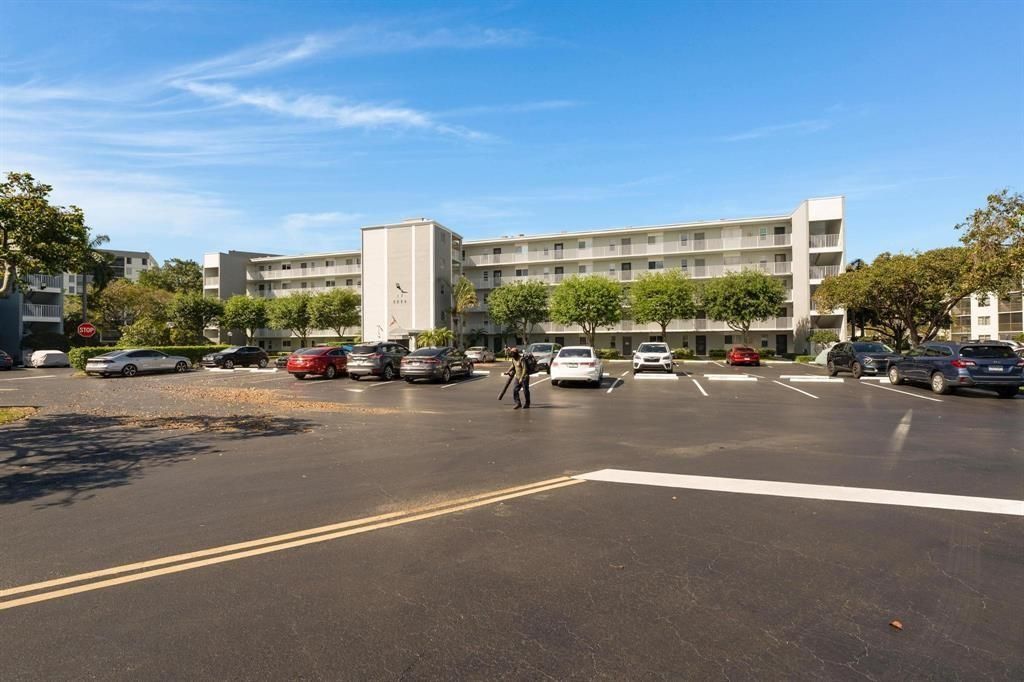 Photo of 2226 N Cypress Bend Drive #204, Pompano Beach, FL 33069 (MLS # F10493605)