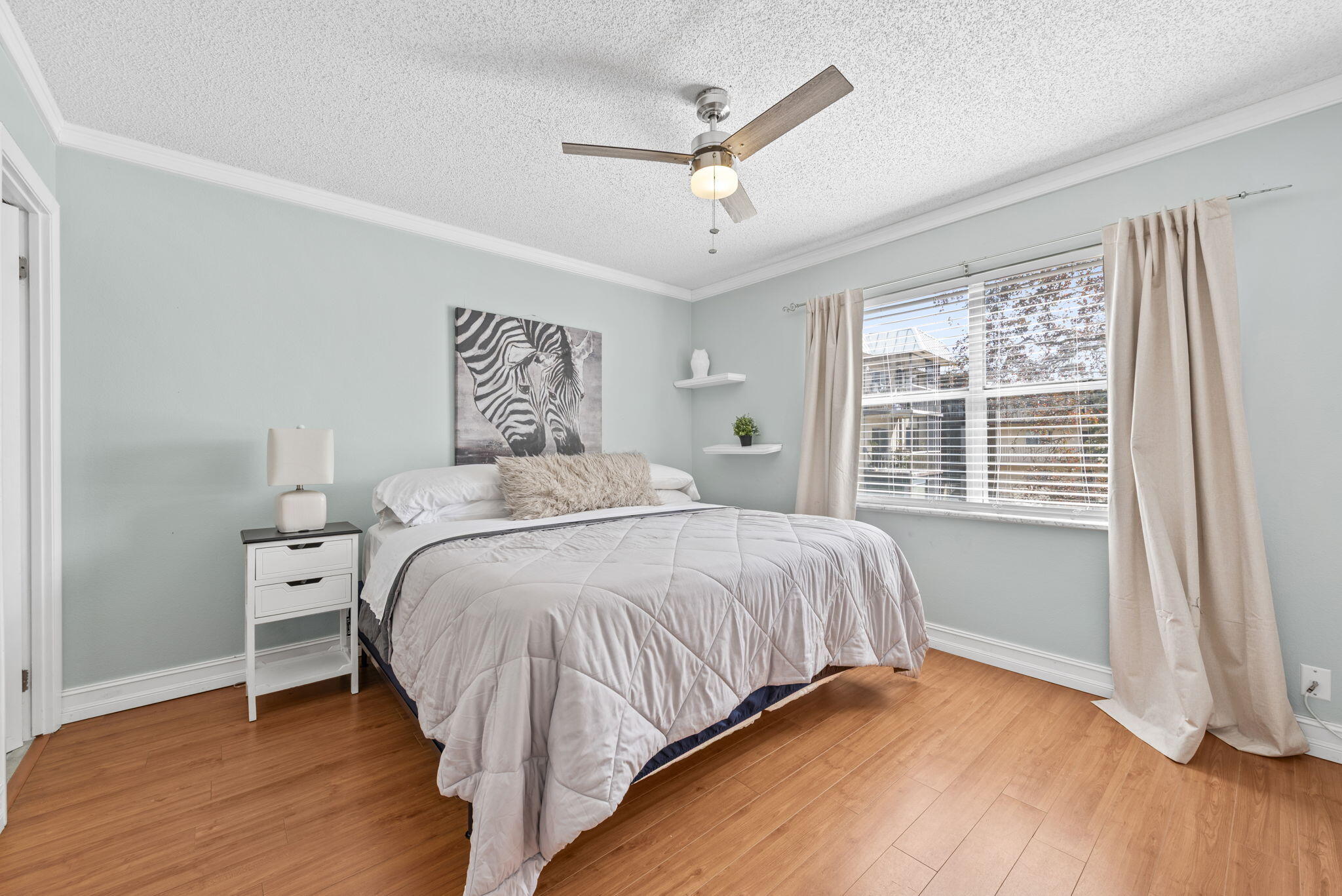 FALLS OF INVERRARY - Residential