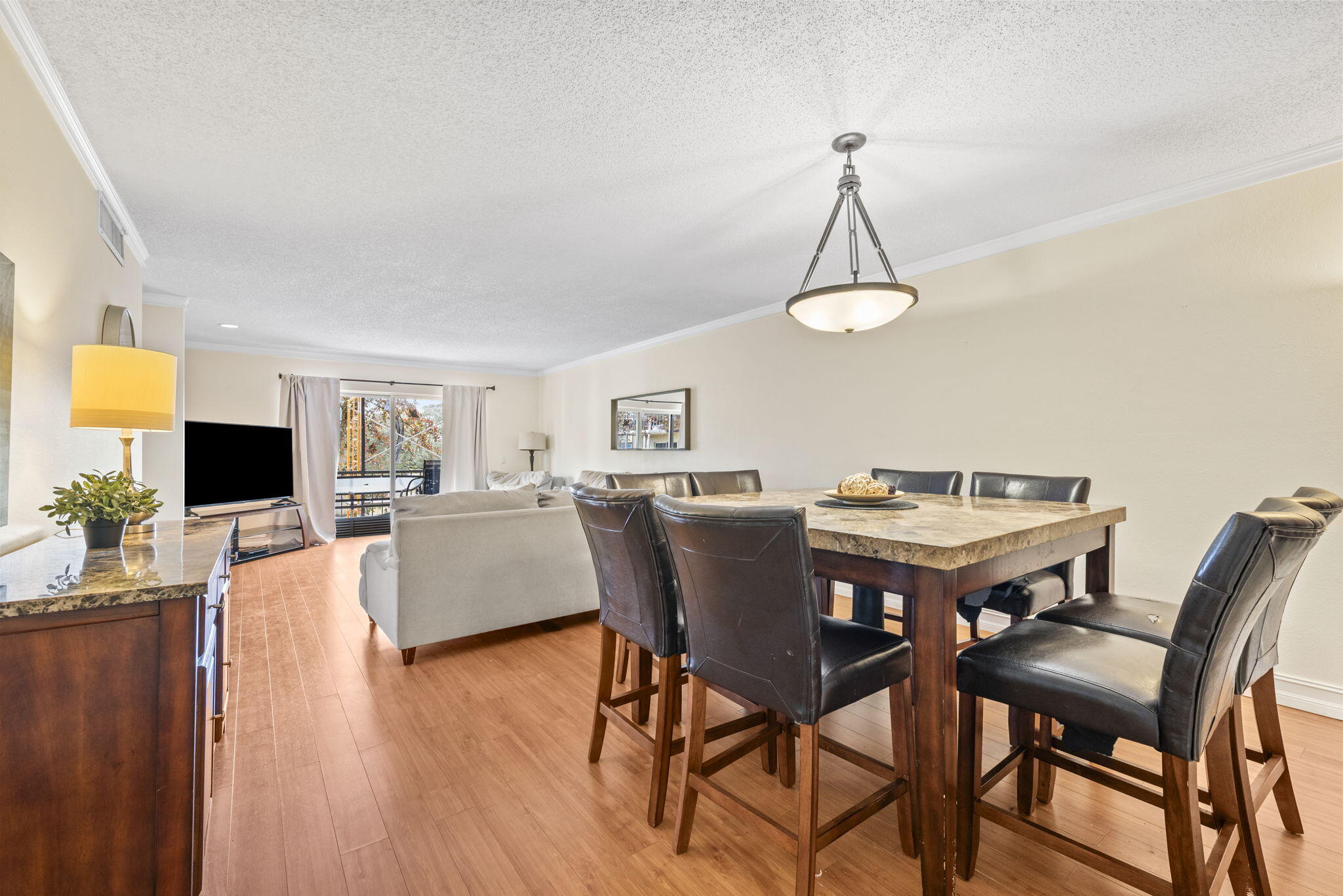 FALLS OF INVERRARY - Residential