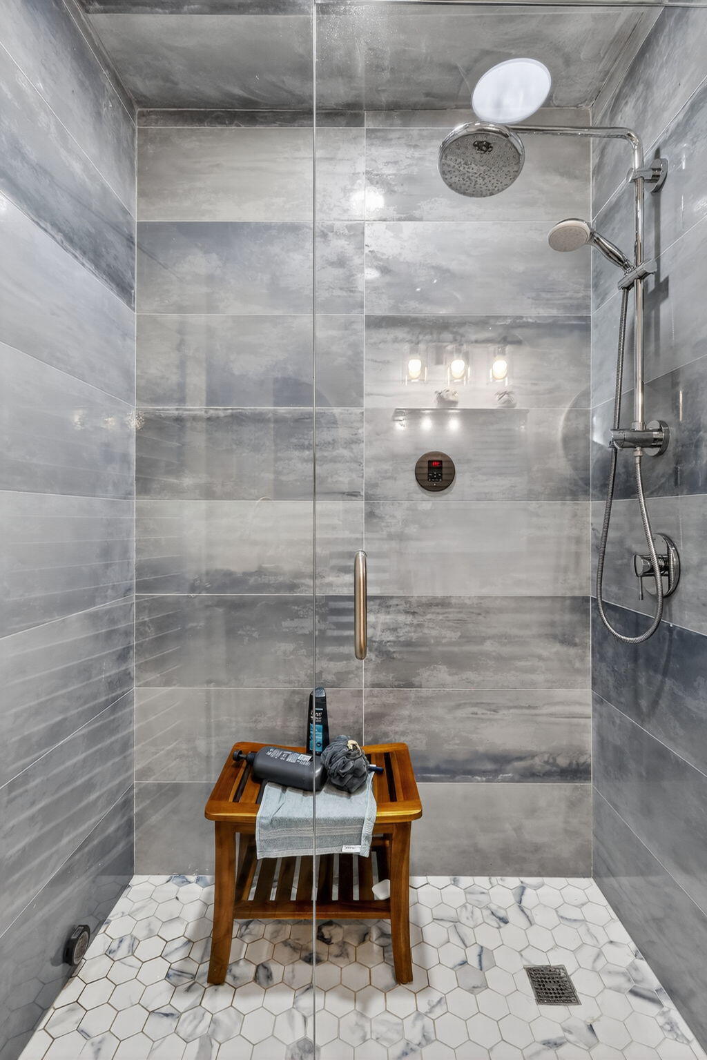 HIDDEN VALLEY SEC 4 - Residential