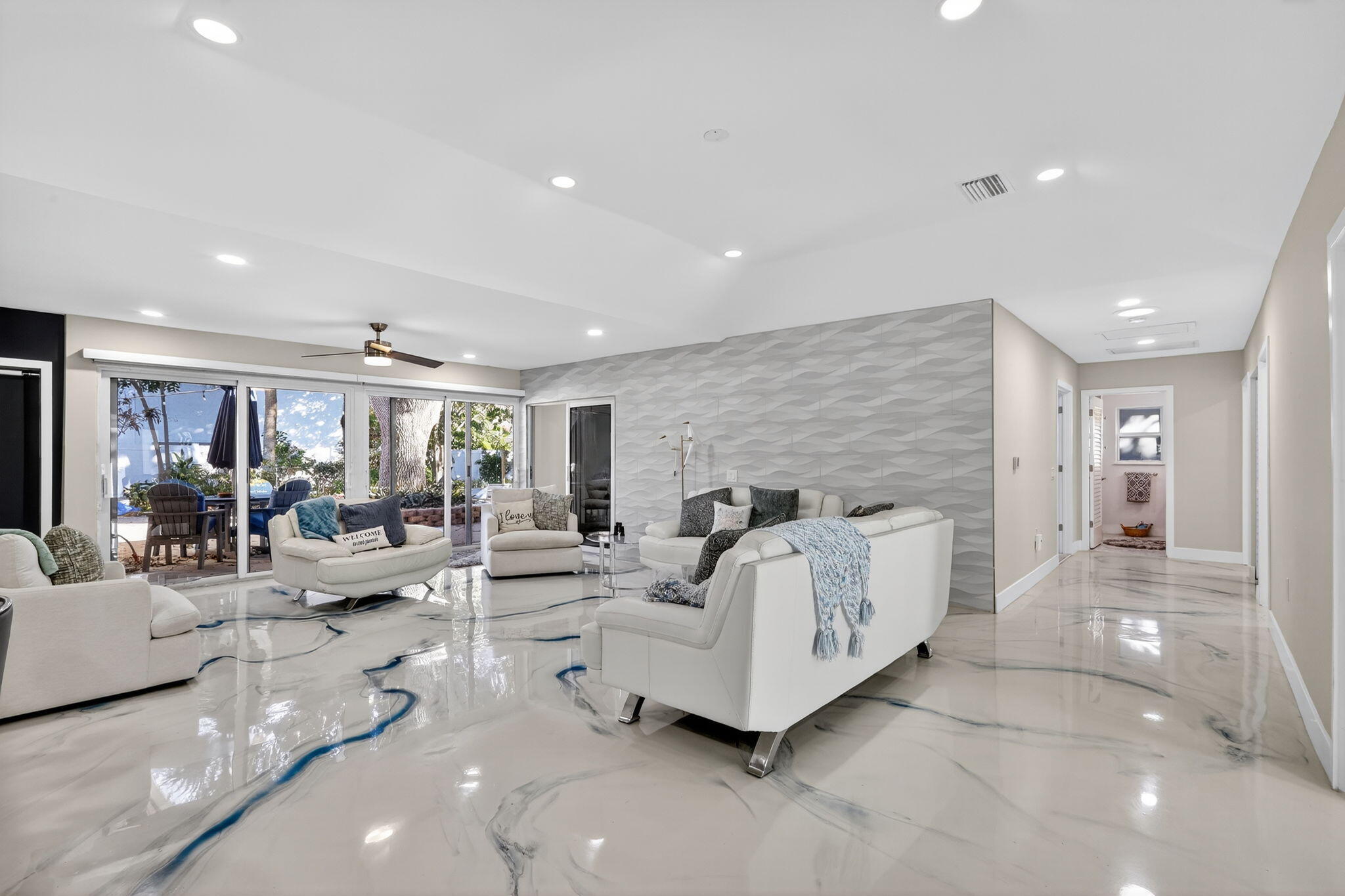 7598 W Country Club Boulevard