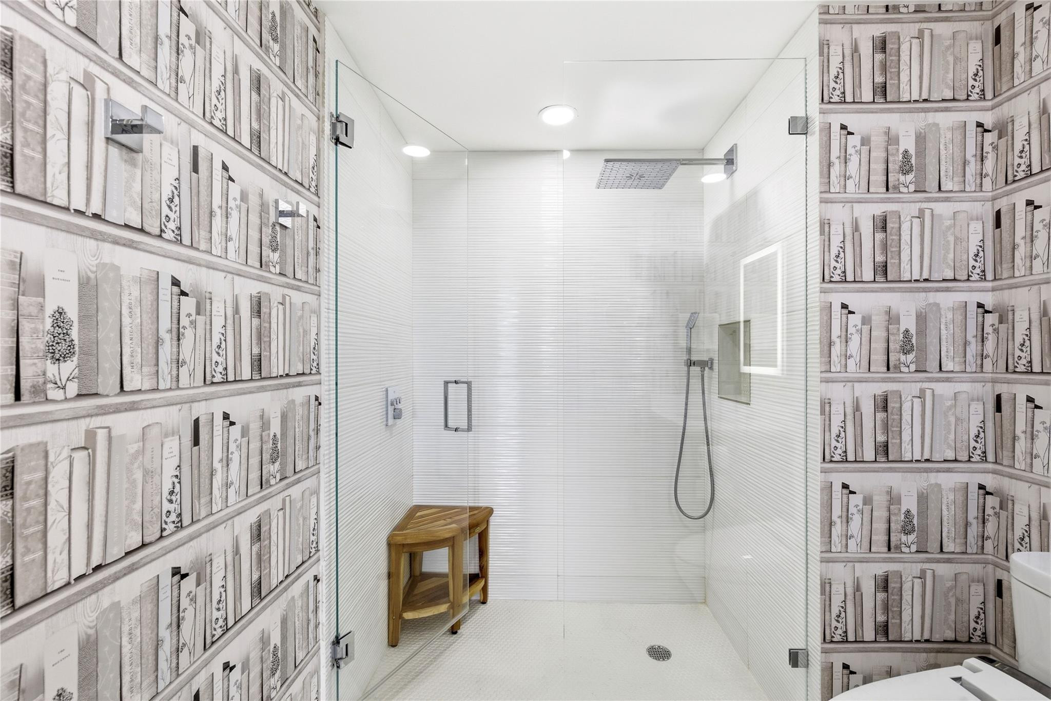 NURIVER LANDING CONDO - Residential