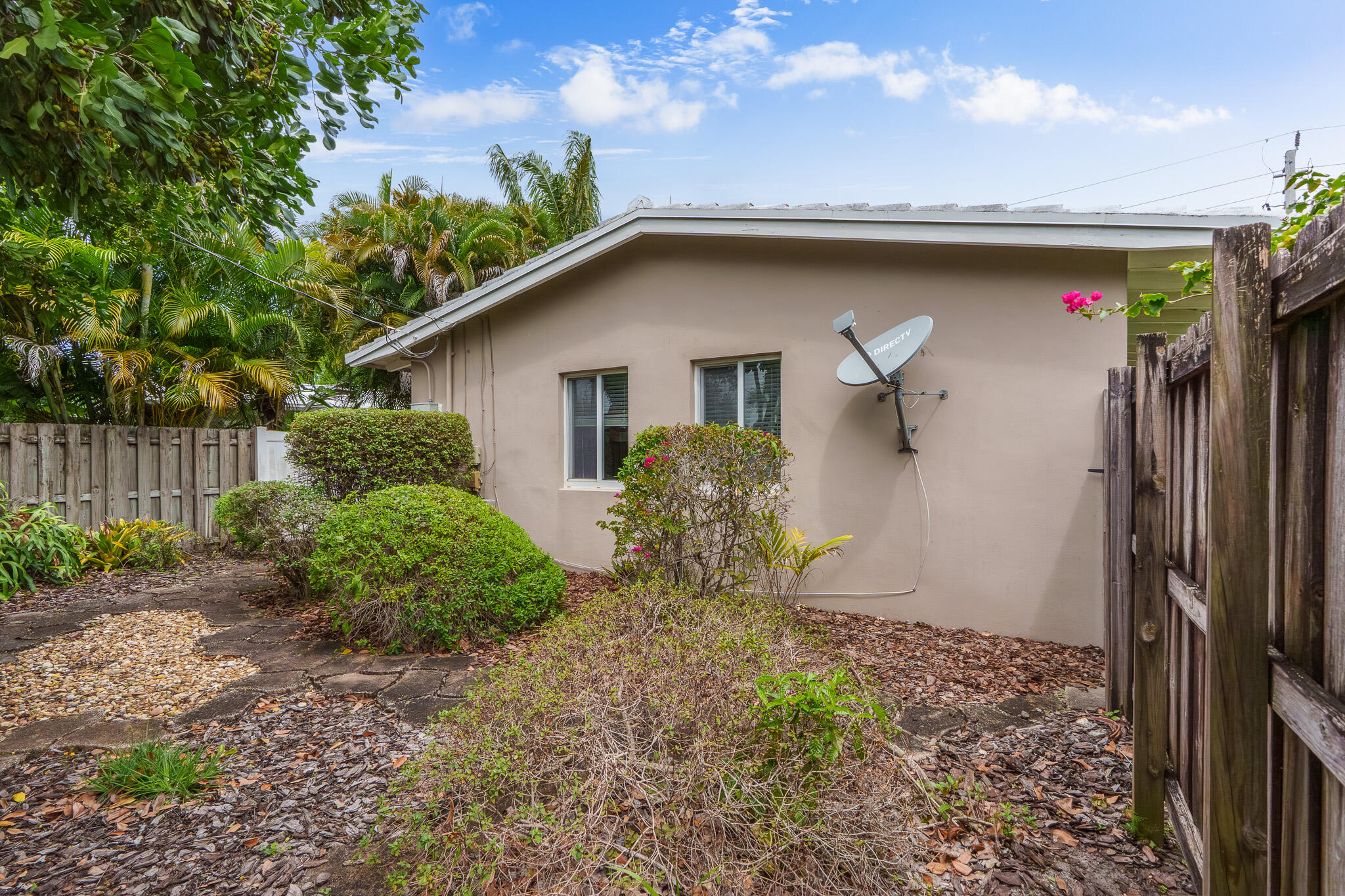 RESUB OF POR OF NORFOLK GARDENS - Residential