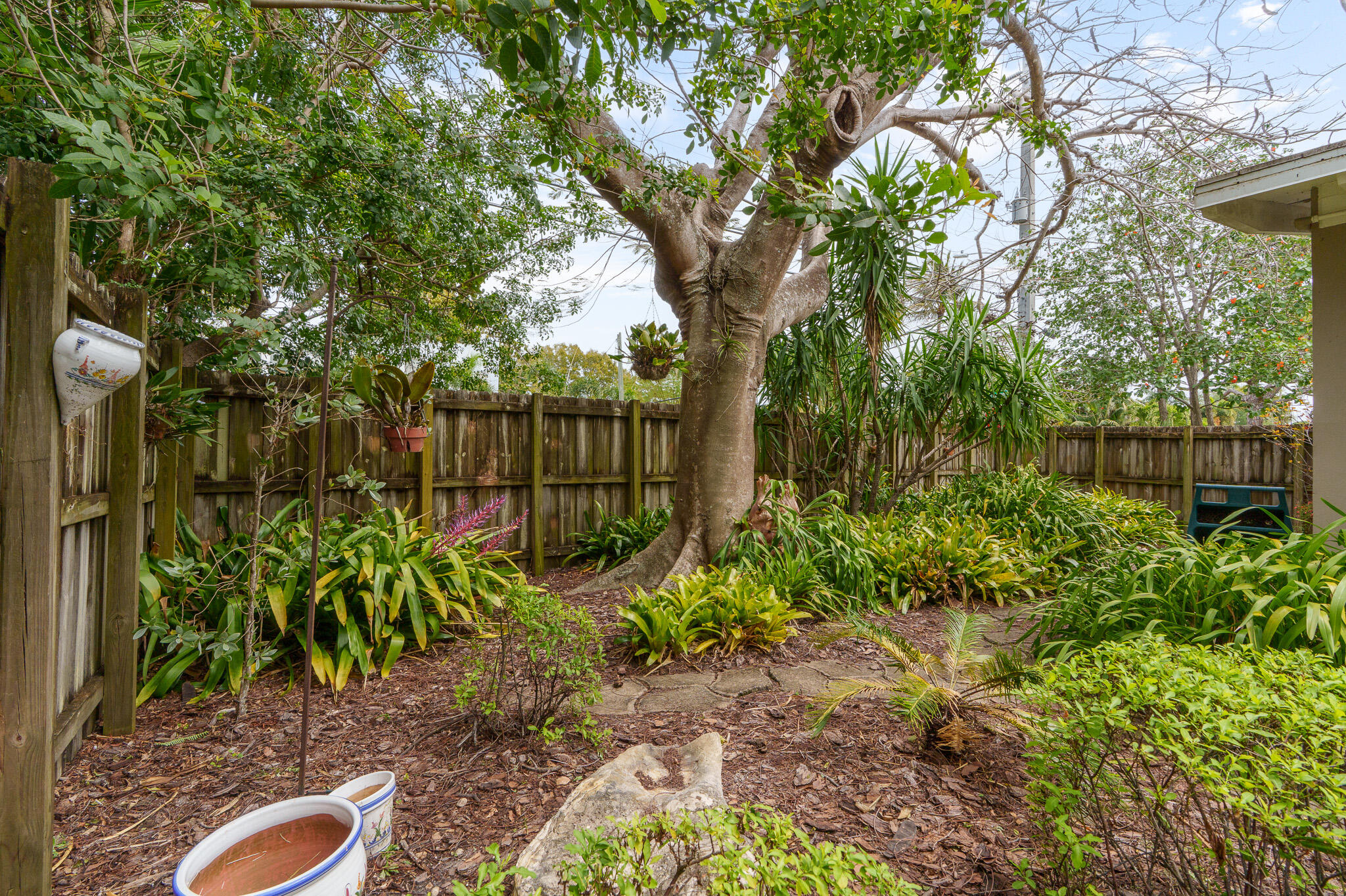 RESUB OF POR OF NORFOLK GARDENS - Residential