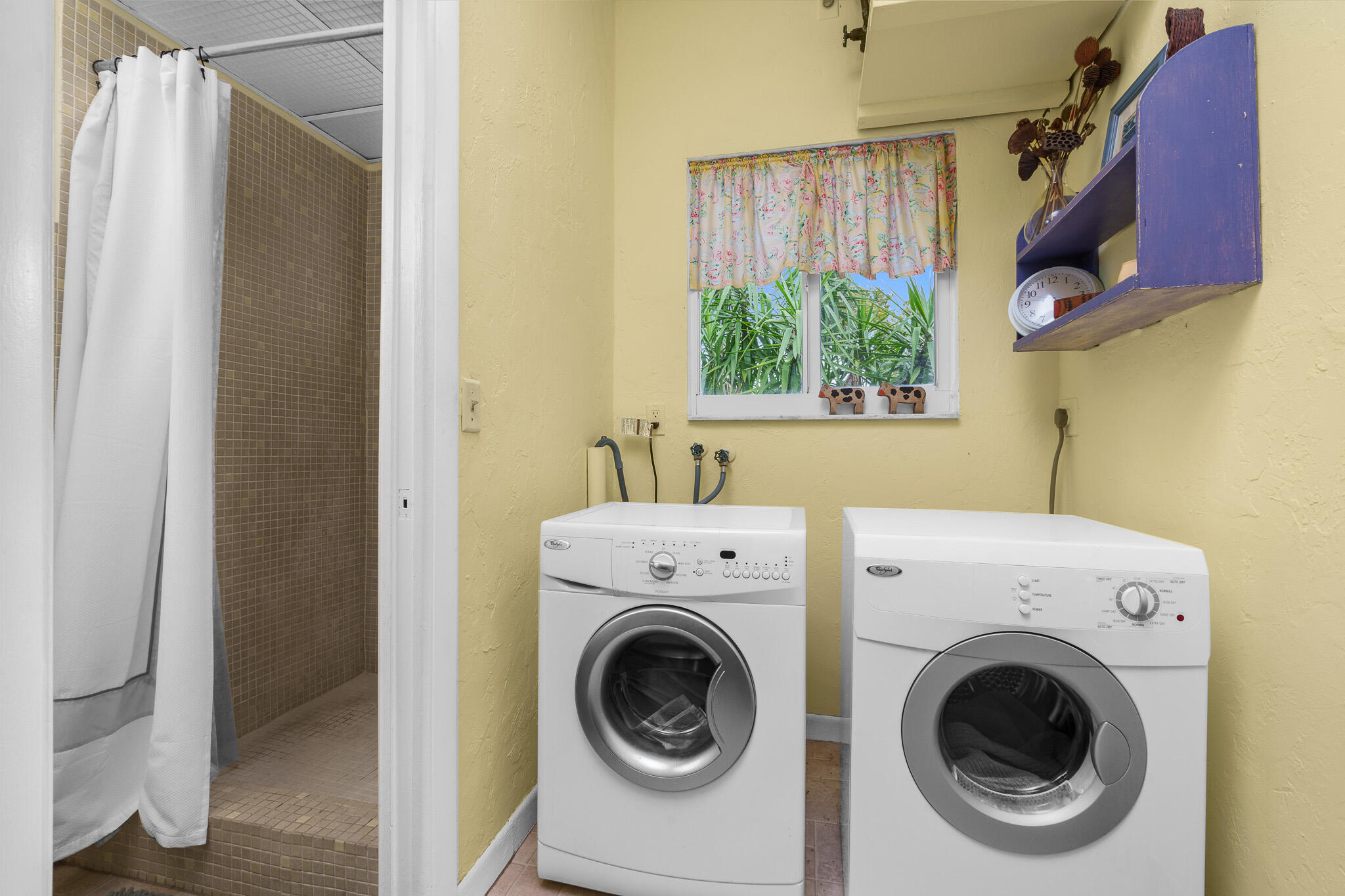 RESUB OF POR OF NORFOLK GARDENS - Residential