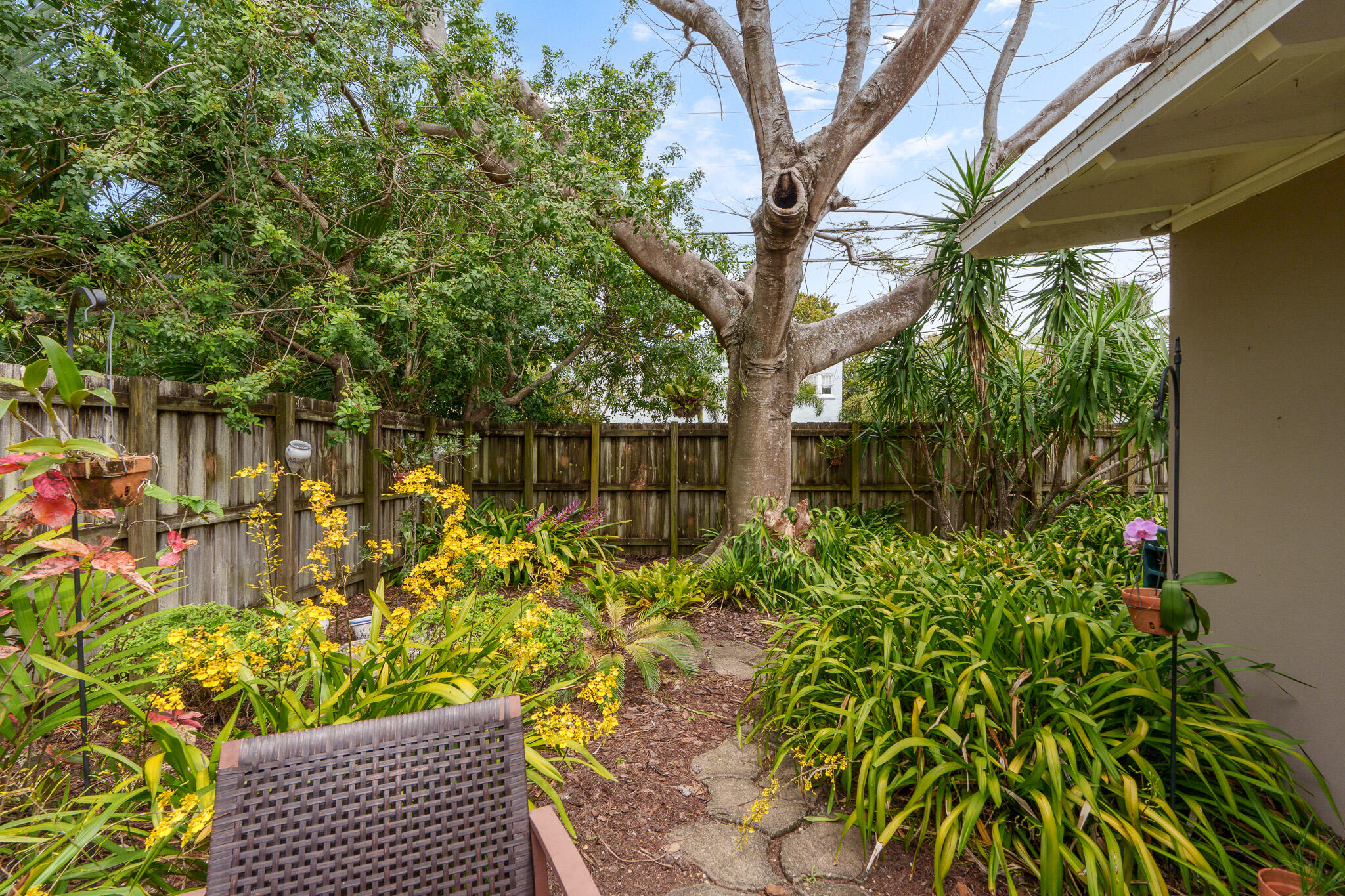 RESUB OF POR OF NORFOLK GARDENS - Residential