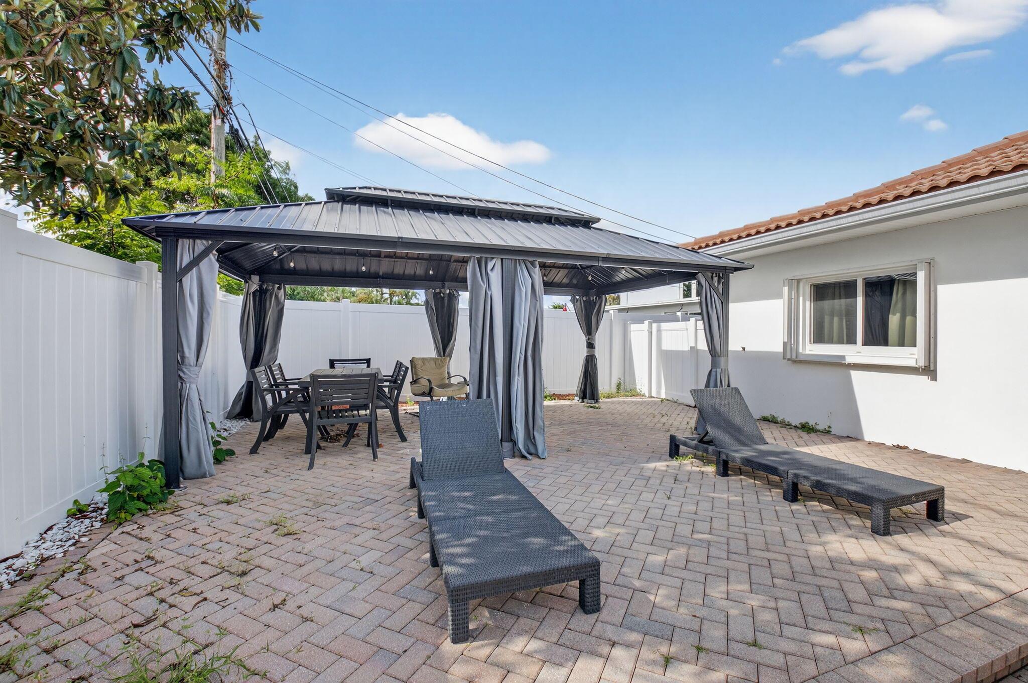 BOCA RATON SQUARE UNIT 1 - Residential Lease