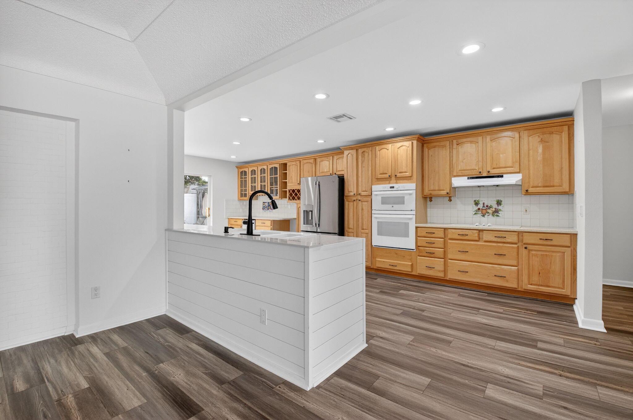 BOCA RATON SQUARE UNIT 1 - Residential Lease