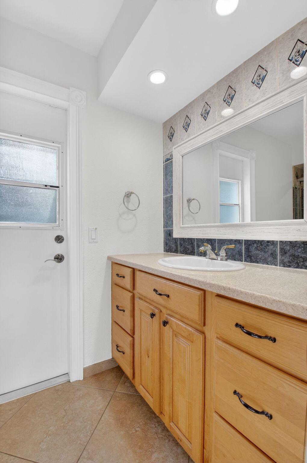 BOCA RATON SQUARE UNIT 1 - Residential Lease