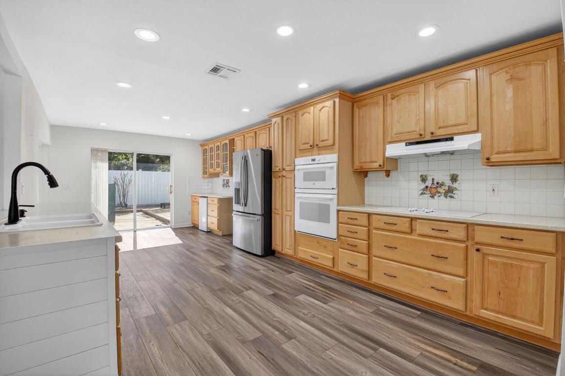 BOCA RATON SQUARE UNIT 1 - Residential Lease