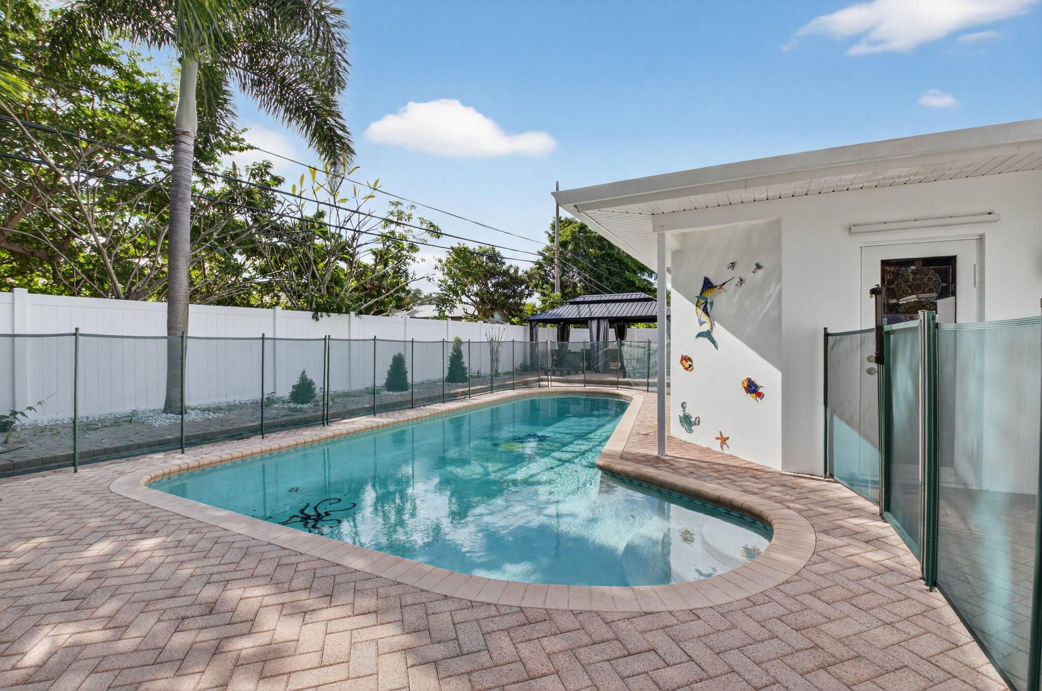 BOCA RATON SQUARE UNIT 1 - Residential Lease