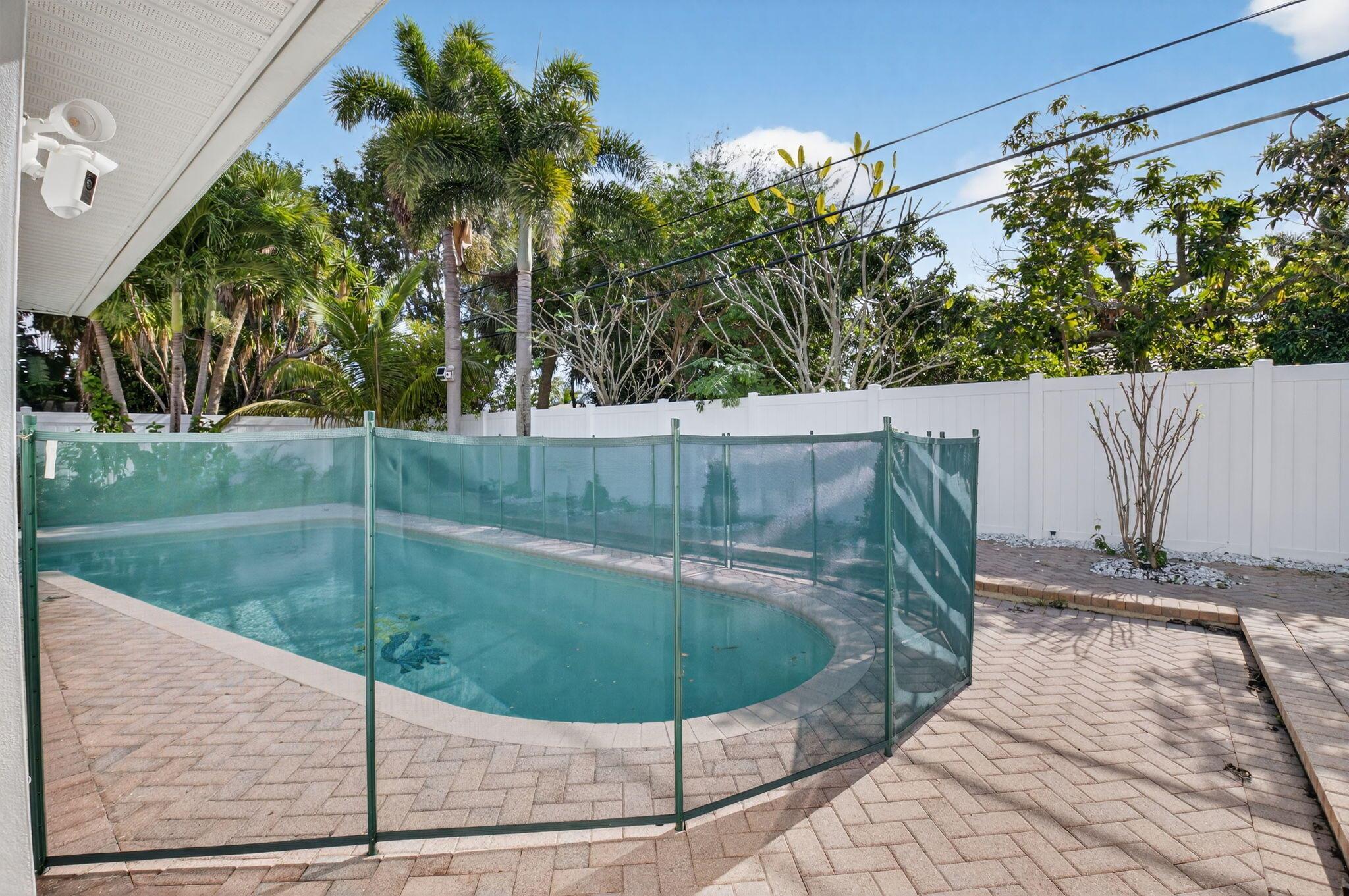 BOCA RATON SQUARE UNIT 1 - Residential Lease