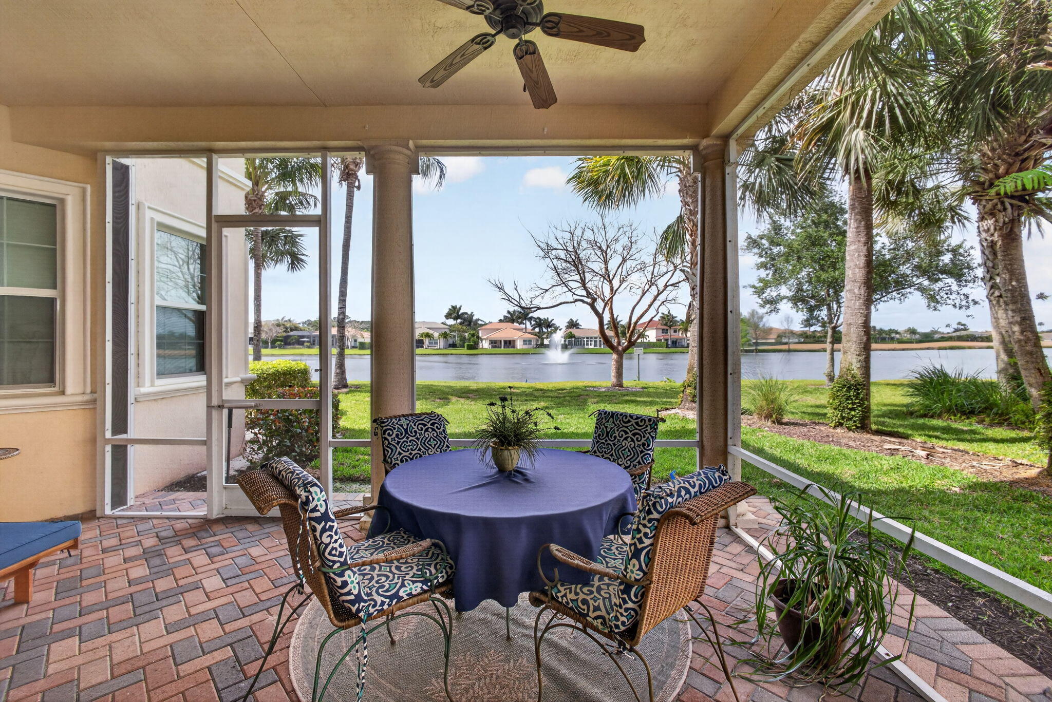 JUPITER COUNTRY CLUB CONDO II - Residential