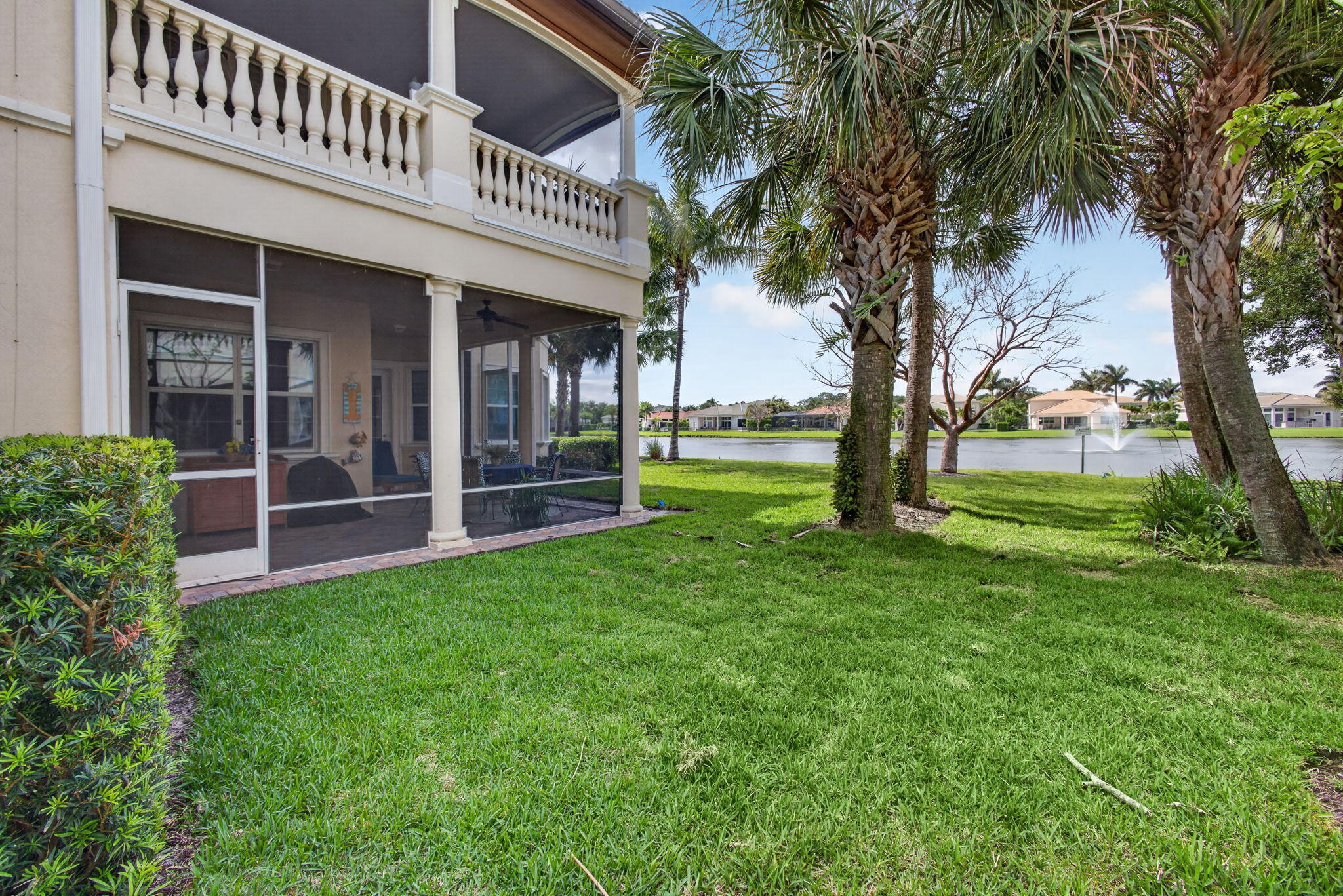 JUPITER COUNTRY CLUB CONDO II - Residential