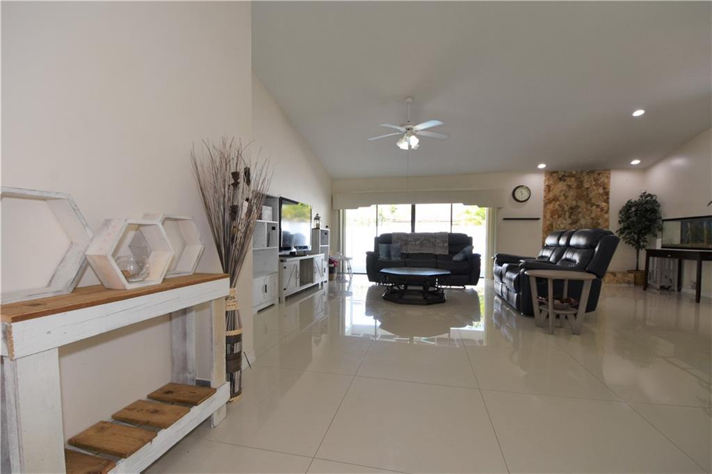 Comrock 95-47 B - Residential