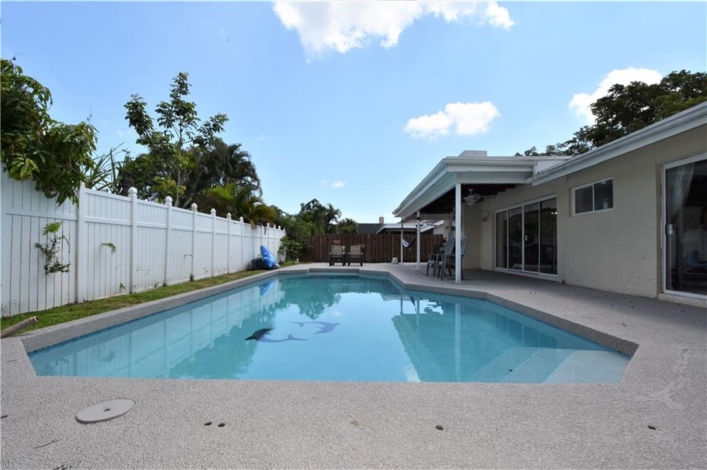 Comrock 95-47 B - Residential