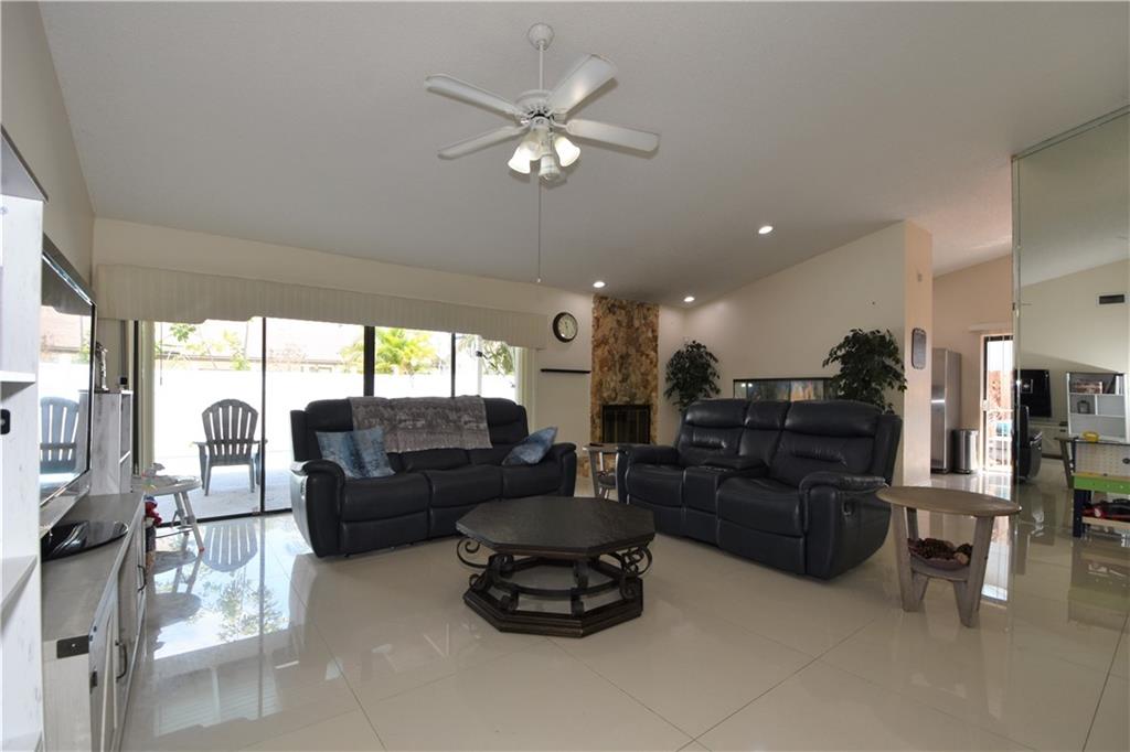 Comrock 95-47 B - Residential