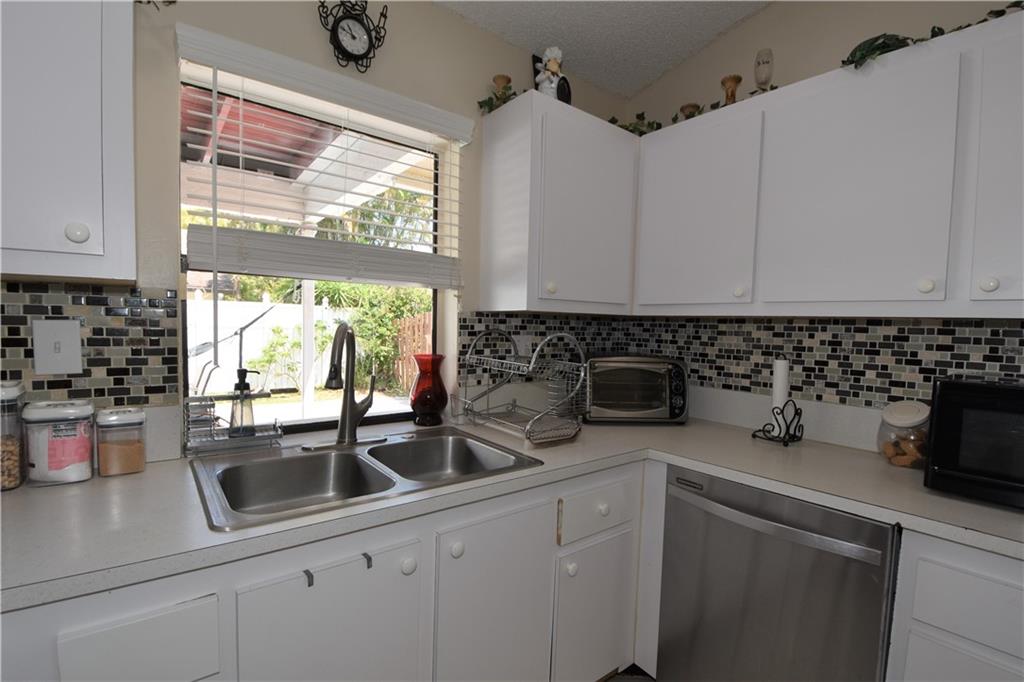 Comrock 95-47 B - Residential