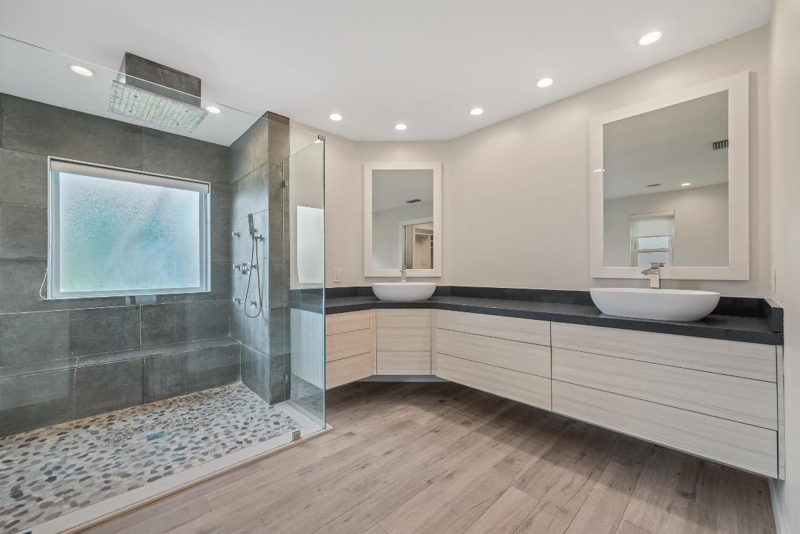 BARRINGTON WOODS OF WELLINGTON - Residential