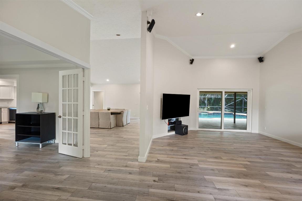 BARRINGTON WOODS OF WELLINGTON - Residential