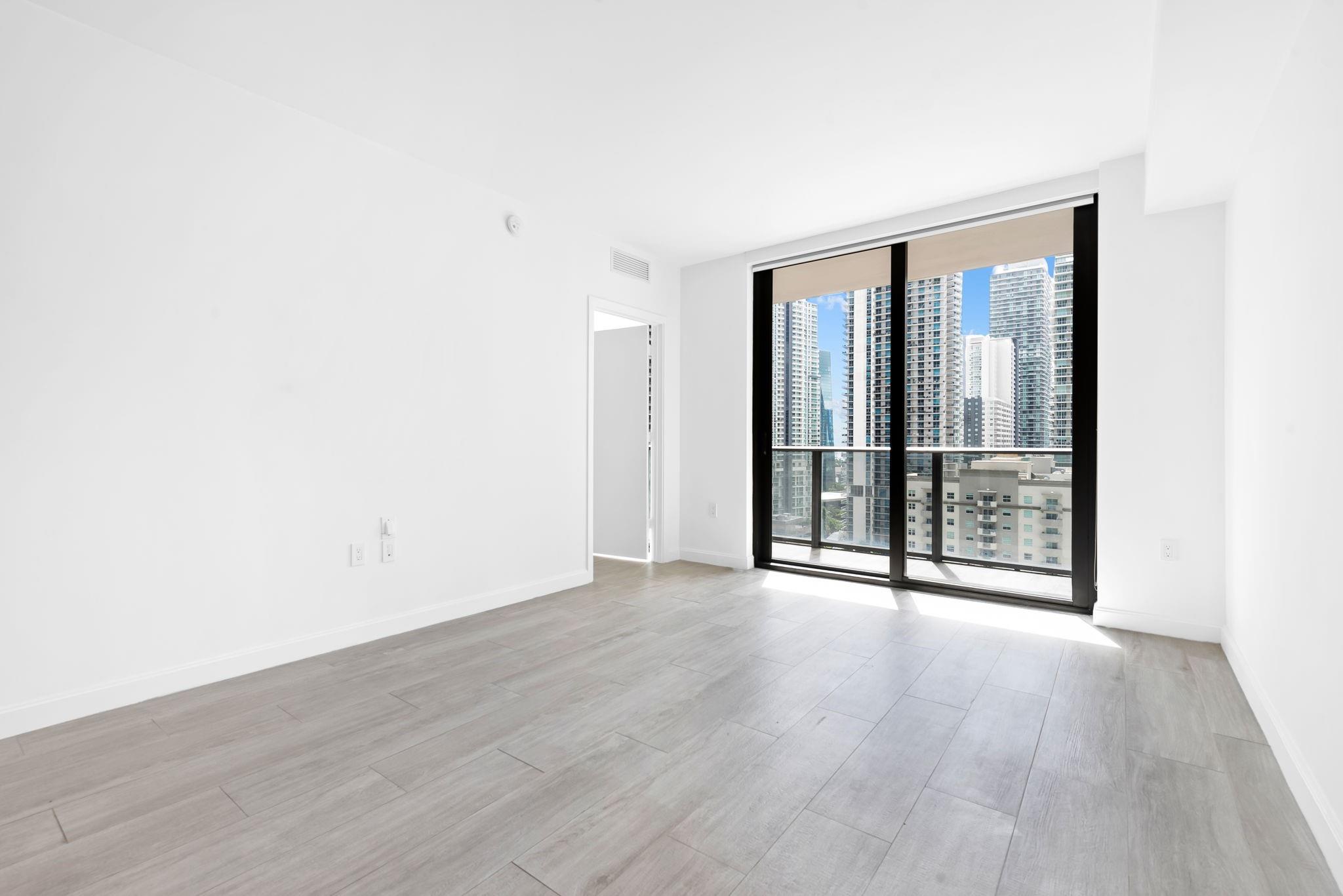 View photos, virtual tours, details... 55 SW 9th St 1505